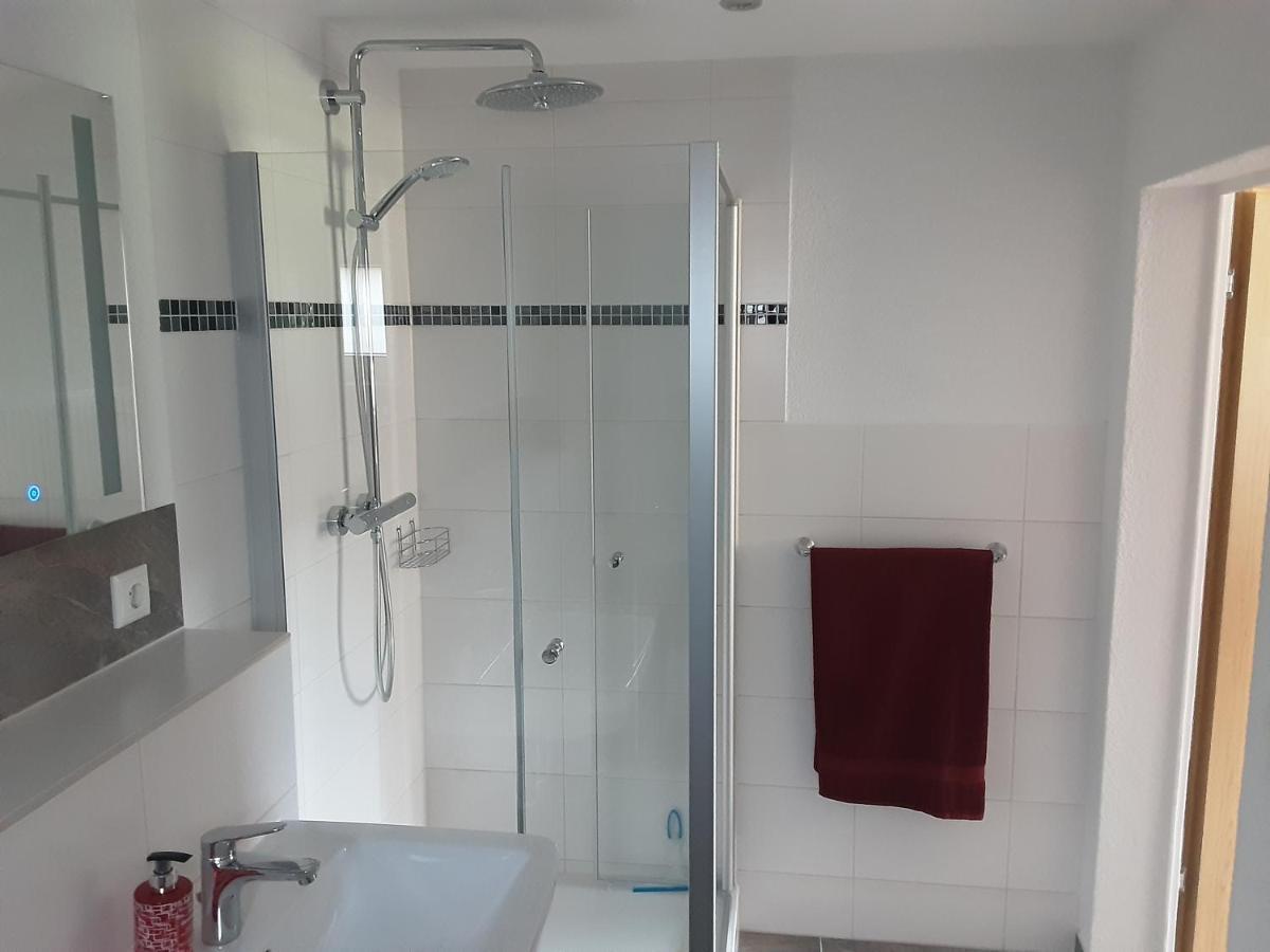 Alt Sammit Appartement Krakow am See Buitenkant foto