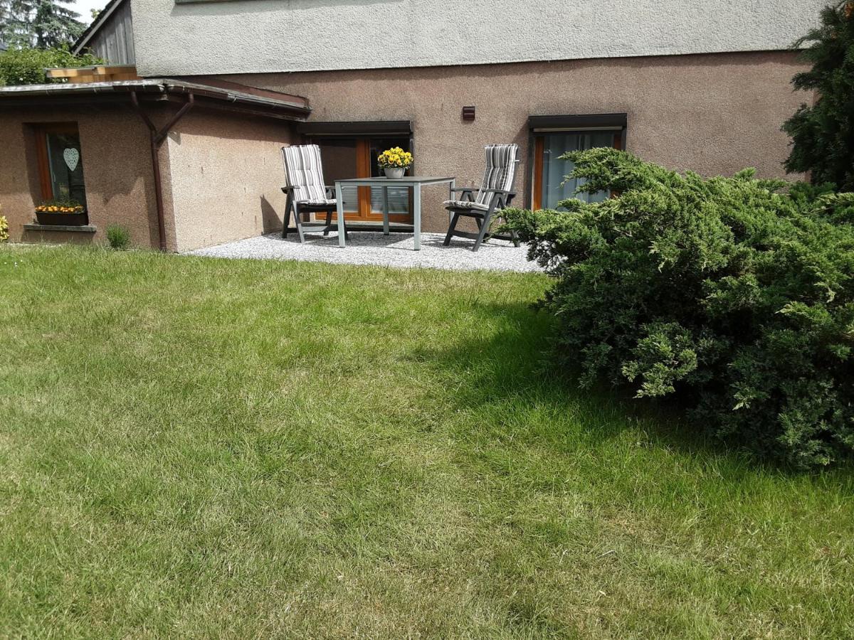 Alt Sammit Appartement Krakow am See Buitenkant foto